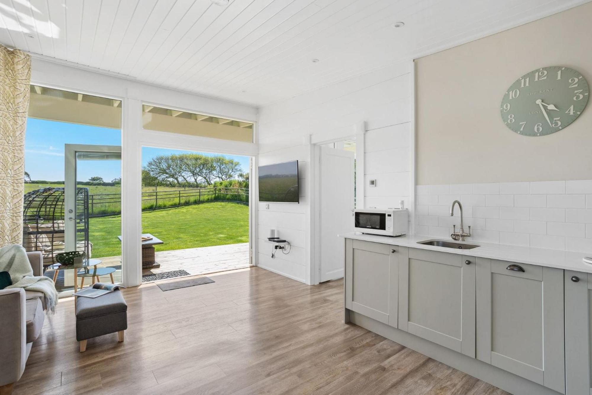Thistledown Lodge, Nr Saunton Georgeham エクステリア 写真